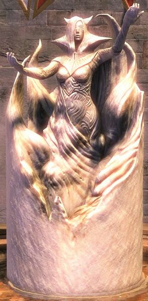 Archivo:Estatua de Kormir.jpg