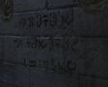 Inscripción en la Lápida conmemorativa de Kilroy Casta de Piedra.