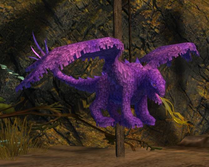 Archivo:Piñata del dragón morada.jpg
